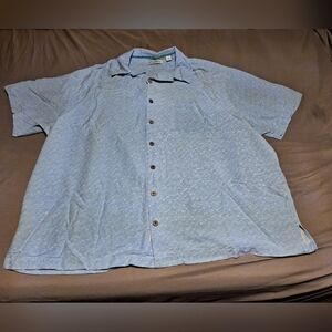 Carribean pure silk men's short sleeve shirt in a 2XB, EUC.